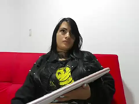 SamanthaBeke online show from March 8, 2026, 4:05 am