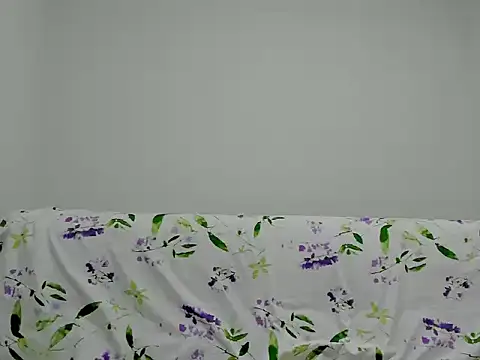 Snapshot of SamanthaBeke chatting on April 29, 2026, 3:21 am SamanthaBeke online show from April 29, 2026, 3:21 am