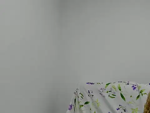 Snapshot of SamanthaBeke chatting on April 30, 2026, 11:38 am SamanthaBeke online show from April 30, 2026, 11:38 am