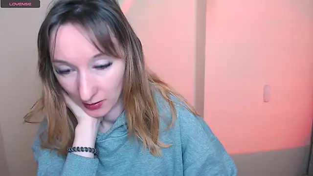 AmandaSell online show from February 10, 2026, 9:24 am