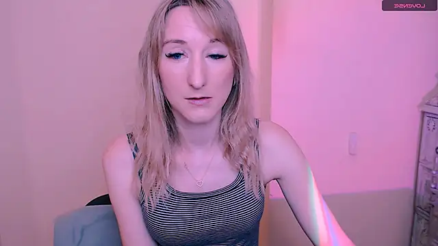 AmandaSell online show from June 17, 2026, 6:49 am