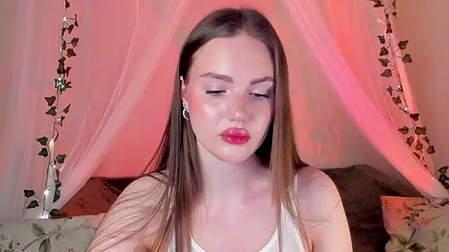 MishkaMe online show from December 10, 2024, 1:11 pm