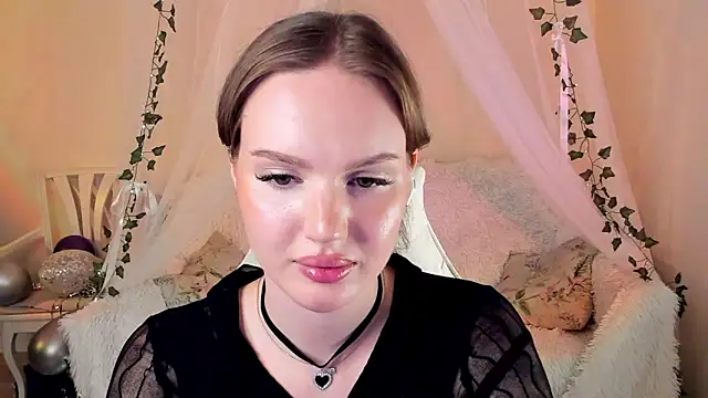 MishkaMe online show from September 28, 2025, 3:50 pm