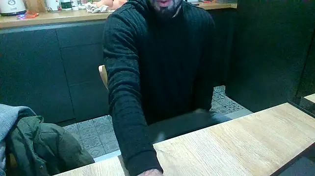 giorgakaci69 online show from December 31, 2024, 12:00 am