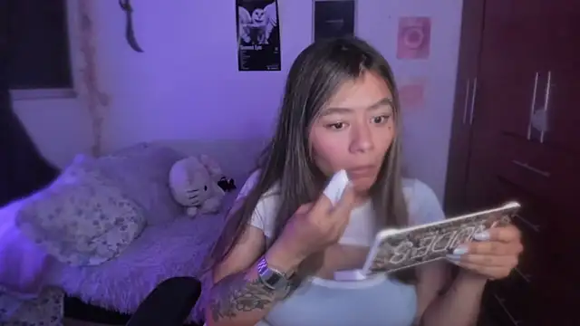 StephaniFox online show from March 19, 2026, 2:26 am