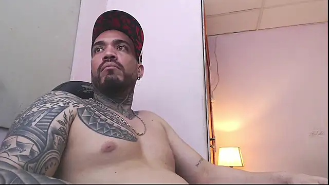 Snapshot of Angel_sex_latin chatting on December 22, 2024, 7:11 am Angel sex latin online show from December 22, 2024, 7:11 am
