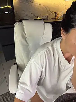 Melisa Ester online show from March 9, 2026, 6:56 pm