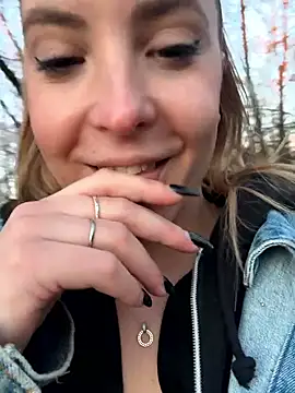 Snapshot of LiliMorganxxx chatting on February 6, 2026, 4:32 pm LiliMorganxxx online show from February 6, 2026, 4:32 pm