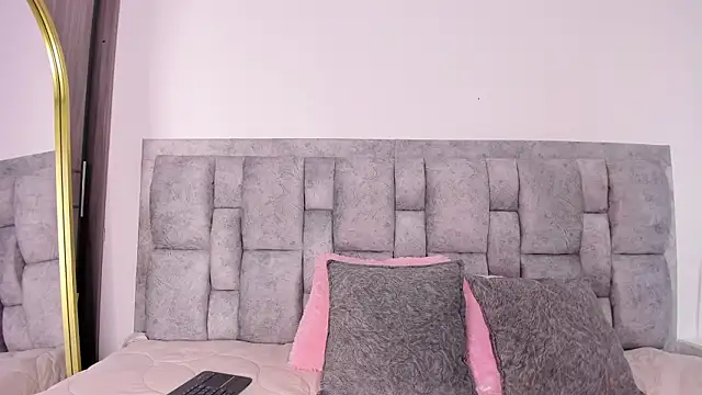 aaryy  online show from January 31, 2026, 7:45 pm