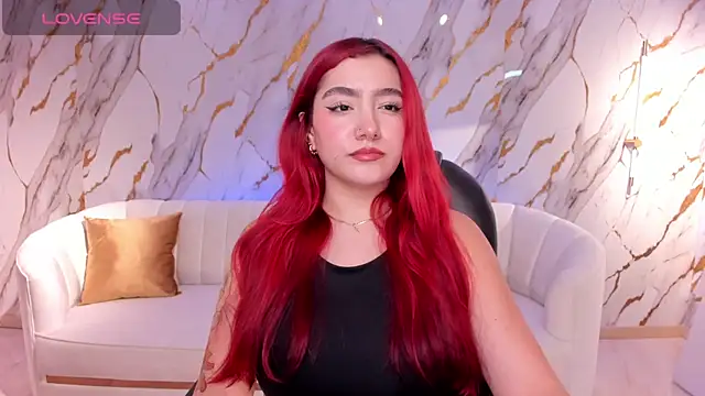 ViolettCastel online show from February 7, 2025, 7:27 pm