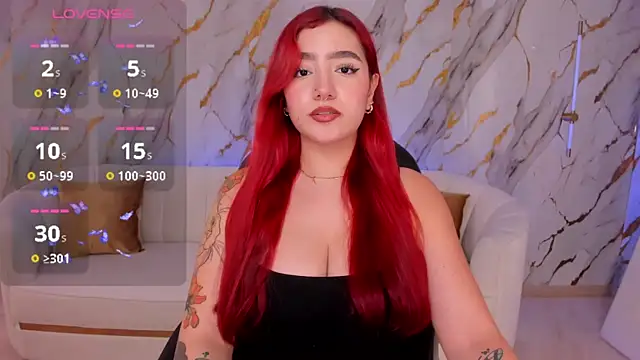 ViolettCastel online show from February 8, 2025, 7:38 pm