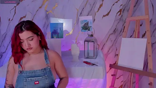 ViolettCastel online show from February 11, 2025, 7:59 pm