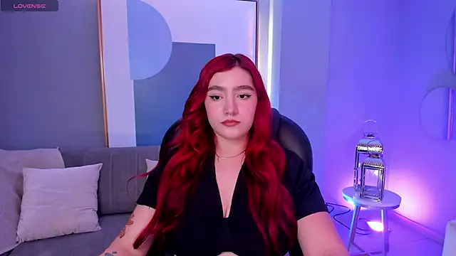 ViolettCastel online show from March 5, 2025, 7:17 pm