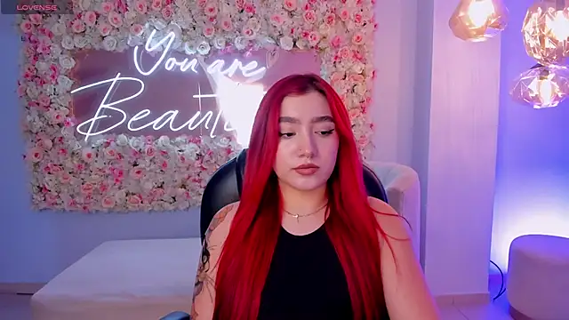 ViolettCastel online show from March 17, 2025, 7:48 pm