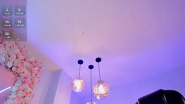 ViolettCastel online show from March 17, 2025, 10:49 pm