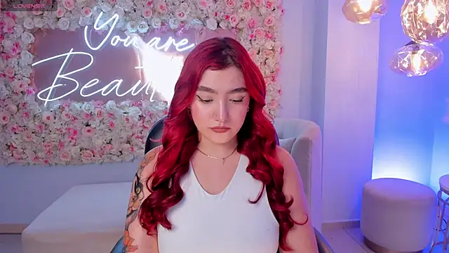 ViolettCastel online show from March 18, 2025, 7:20 pm