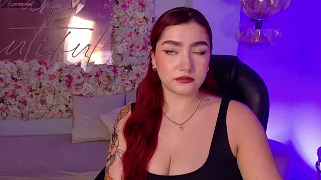 ViolettCastel online show from March 1, 2026, 5:04 pm