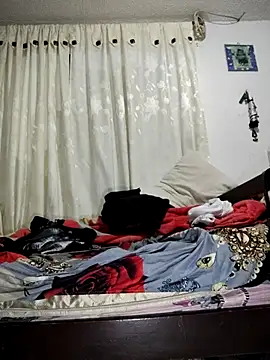 Snapshot of Rolblue chatting on October 29, 2025, 1:52 am Rolblue online show from October 29, 2025, 1:52 am