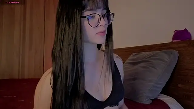 Roxxy mora online show from June 28, 2026, 10:27 pm
