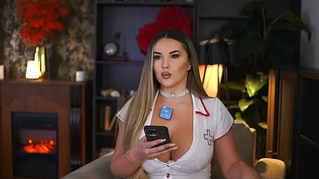 EvaSunderland online show from May 28, 2026, 6:49 pm