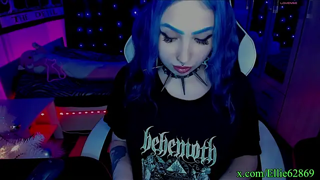 Kitty goth online show from January 11, 2025, 9:25 pm
