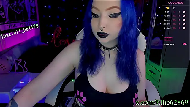 Kitty goth online show from February 28, 2025, 8:28 pm