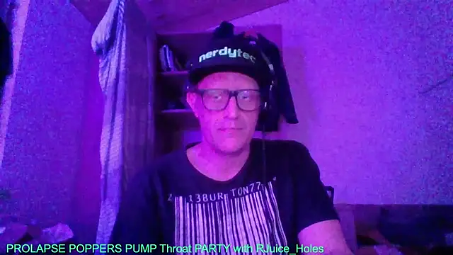 Bigthroaterboy online show from October 23, 2025, 8:18 pm