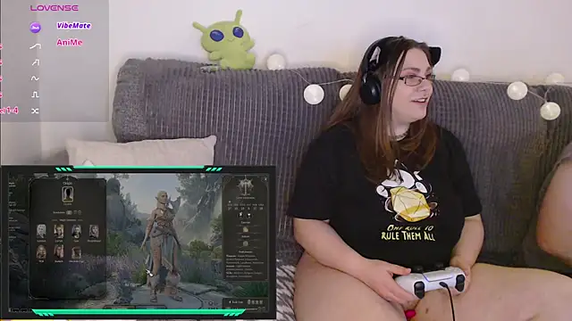 Colins Pink Room online show from December 19, 2024, 3:30 pm