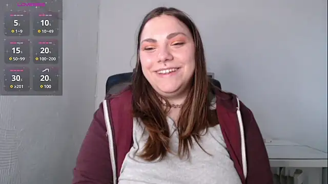 Colins Pink Room online show from February 3, 2025, 3:06 pm