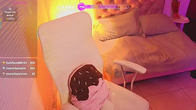 Nathaly-sky online show from November 28, 2025, 9:45 am