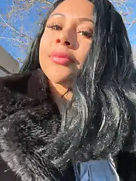 HaileyDiana online show from February 25, 2026, 2:16 pm