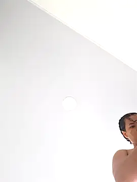 ArtemisGenkai0 online show from April 19, 2026, 5:01 pm