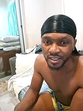 Petrossa online show from February 17, 2026, 10:05 pm