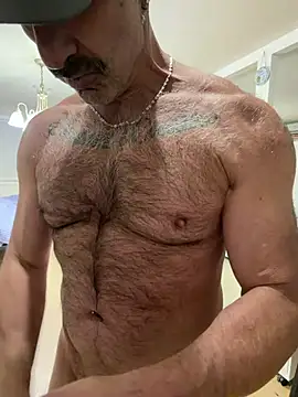 DaddySnowXX online show from May 4, 2026, 4:30 am