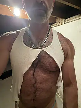 Snapshot of DaddySnowXX chatting on June 24, 2026, 1:37 am DaddySnowXX online show from June 24, 2026, 1:37 am