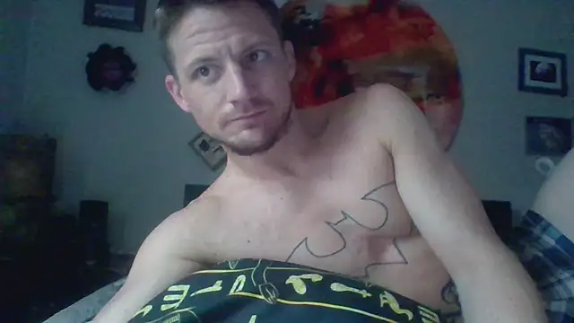 Snapshot of trash4cash chatting on December 18, 2024, 3:33 pm trash4cash online show from December 18, 2024, 3:33 pm