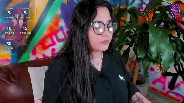 Liana Bernocchi online show from October 29, 2025, 10:00 pm