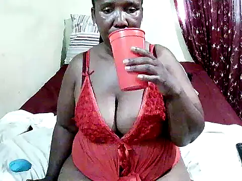 Snapshot of Pinkpussyxx chatting on February 26, 2025, 12:25 pm Pinkpussyxx online show from February 26, 2025, 12:25 pm