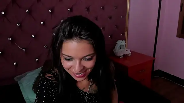 MaddyHudson online show from December 20, 2024, 11:26 pm