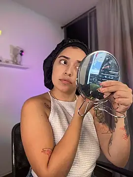 JoselinFlower  online show from December 19, 2025, 1:34 am