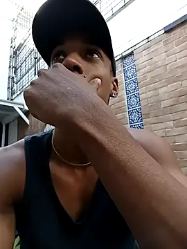 Malkongarcia online show from January 14, 2026, 8:36 pm