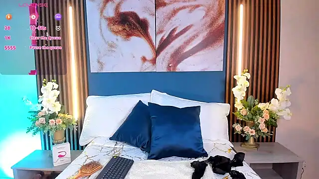 sofiaa grey  online show from February 25, 2025, 12:34 pm