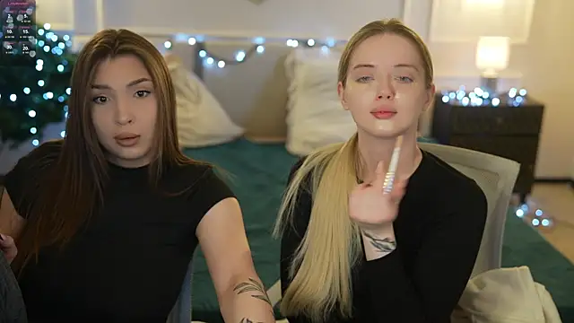 Cassy-Celestial  online show from December 19, 2025, 8:21 am