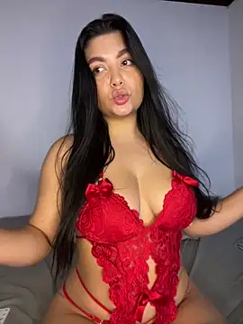 Snapshot of DashaStar chatting on February 16, 2025, 11:37 pm DashaStar online show from February 16, 2025, 11:37 pm