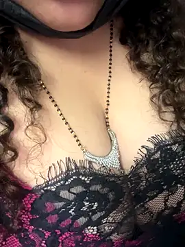 Snehameowwxh online show from November 14, 2025, 5:00 pm