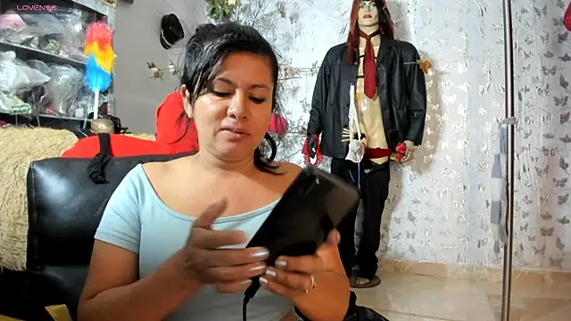 Snapshot of Erlinda-engel chatting on May 23, 2026, 12:31 pm Erlinda-engel online show from May 23, 2026, 12:31 pm