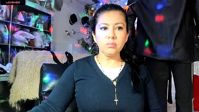 Snapshot of Erlinda-engel chatting on June 4, 2026, 11:49 am Erlinda-engel online show from June 4, 2026, 11:49 am