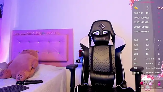 little jade online show from February 14, 2025, 1:29 pm