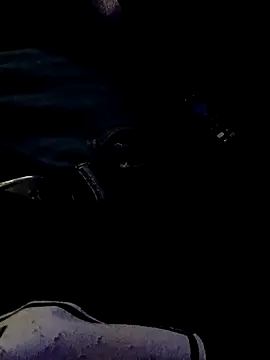 ySqmbVanbe online show from November 9, 2025, 2:21 am