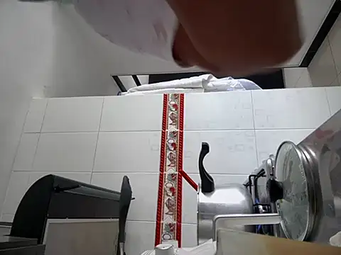 Snapshot of Sol_biglips chatting on March 3, 2025, 6:22 pm Sol biglips online show from March 3, 2025, 6:22 pm